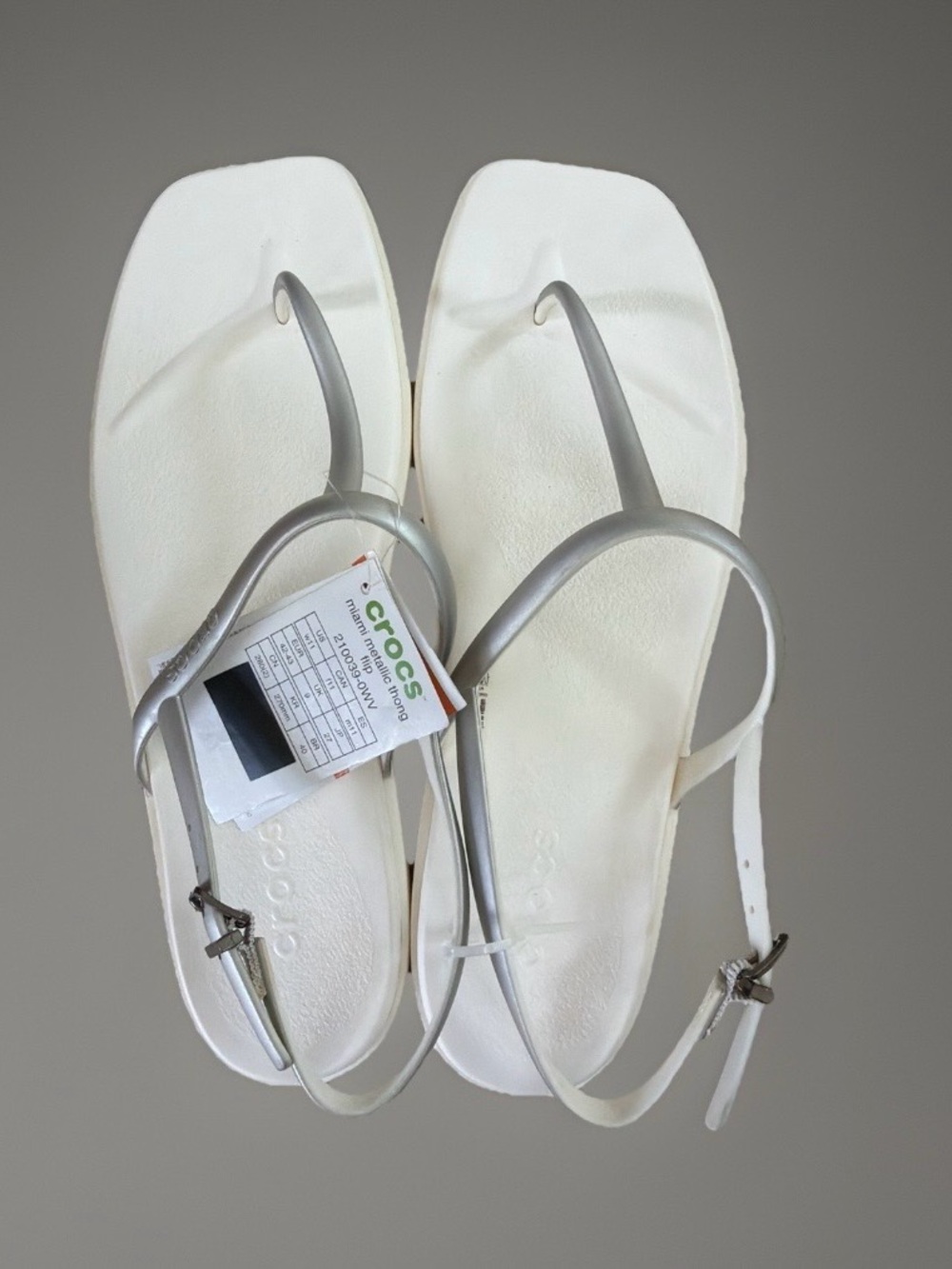 NEW ✨ Crocs Women Miami Thong Sandals W11